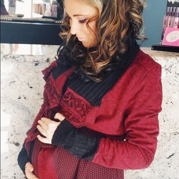 M E E T Y O U R P O S H E R 💕 - Picture 4 of 8